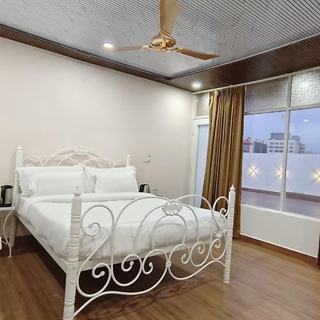 ג'איפור Hotel Golden Heritage Deluxe מראה חיצוני תמונה