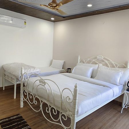 ג'איפור Hotel Golden Heritage Deluxe מראה חיצוני תמונה